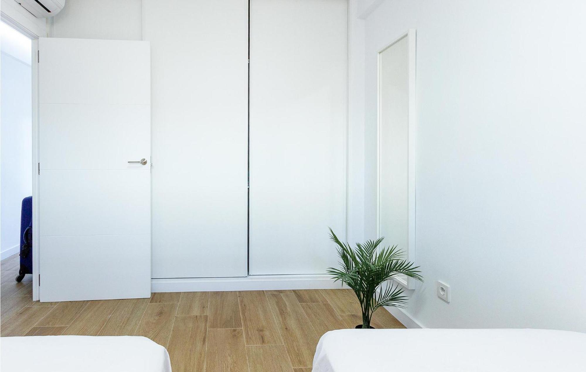Lovely Apartment In Santa Pola With Kitchen 외부 사진